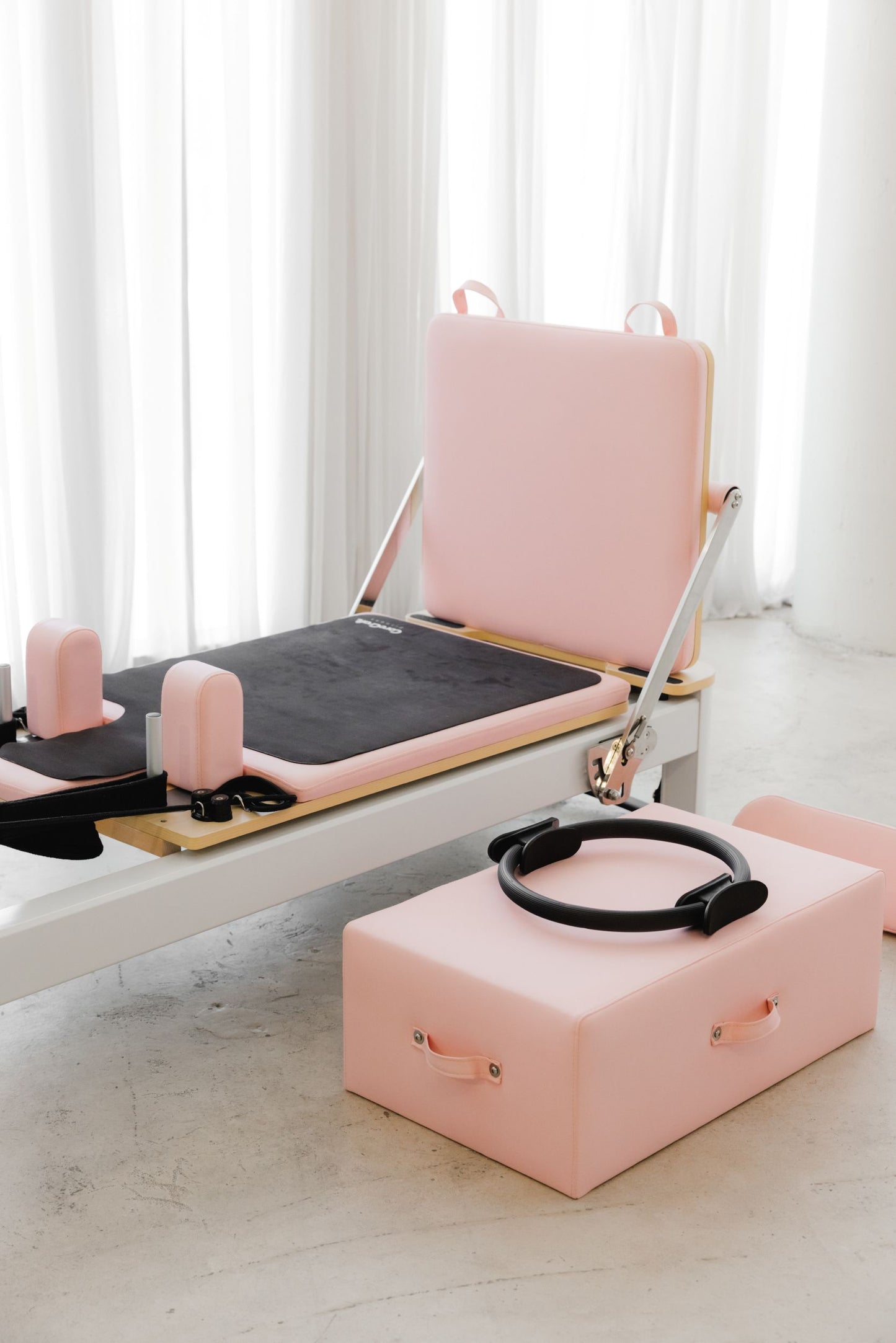 Studio Pilates Reformer